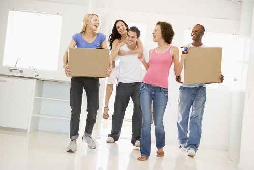 Moving truck service information for Newbury Park homes and businesses