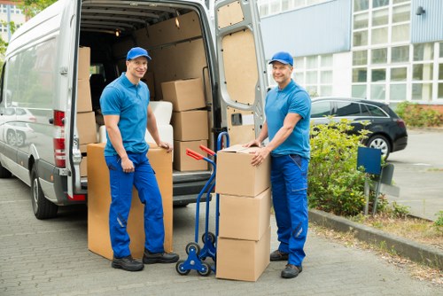 Man with van comparing load size for a local job in Newburypark