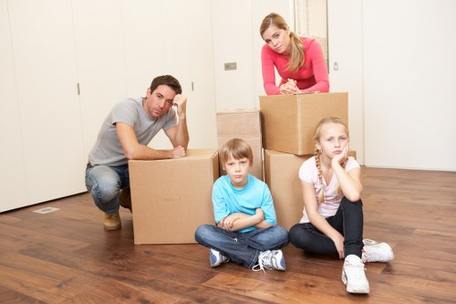 Residential and commercial moving truck support in Newbury Park