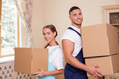 Professional moving support for homes and small businesses in Newbury Park